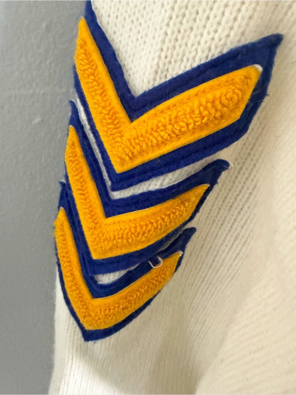 Vtg School Band V-Neck Sweater Patches - Picture 4 of 7